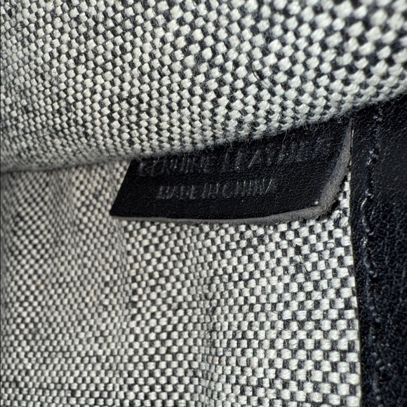 Fossil Black Leather Shoulder Bag/ Tote - Picture 12 of 13